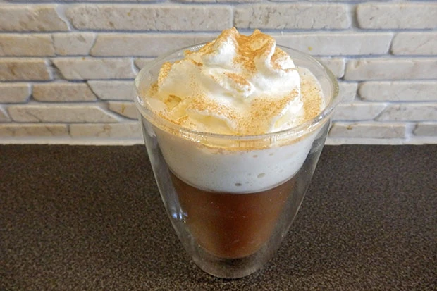 Zimt-Schoko-Kaffee mit Schlagobers