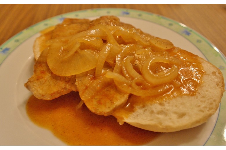 Bifana 1 - Schweineschnitzel