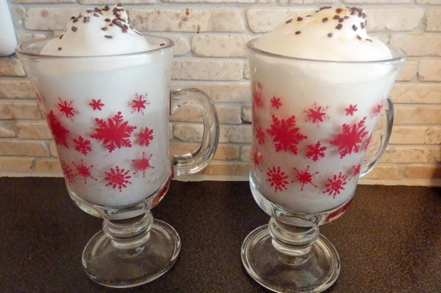 Zimt-Pudding-Milch