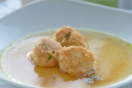Grießknödel