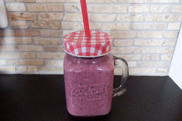 Frucht-Eis-Milchshake