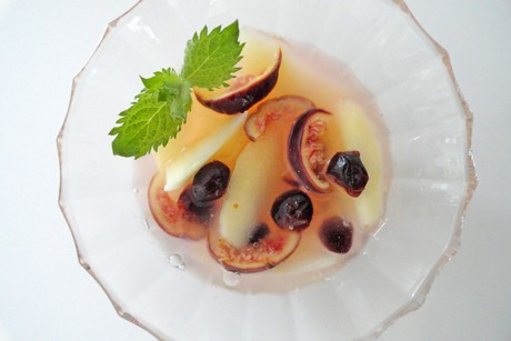 Lauwarmer Fruchtsalat