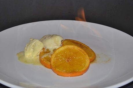 Orange in Flammen