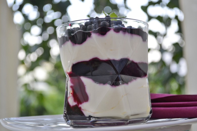 Apfel-Kefir-Creme mit Holunder