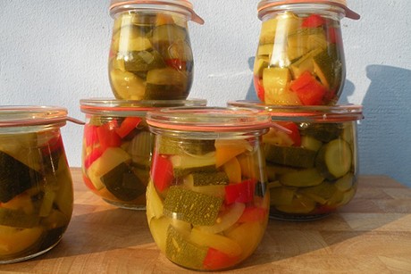 Zucchini in Senfsud