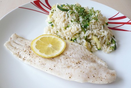 Folienfisch mit Zucchini-Reis