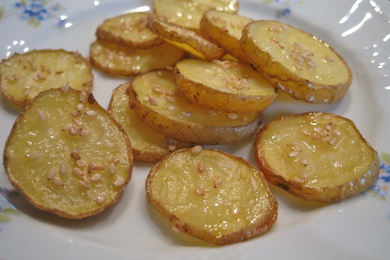Pommes mit Sesam