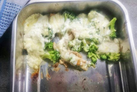 Fisch mit Broccoli überbacken