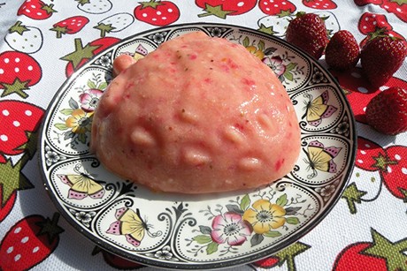 Vanille-Orangen-Erdbeereis