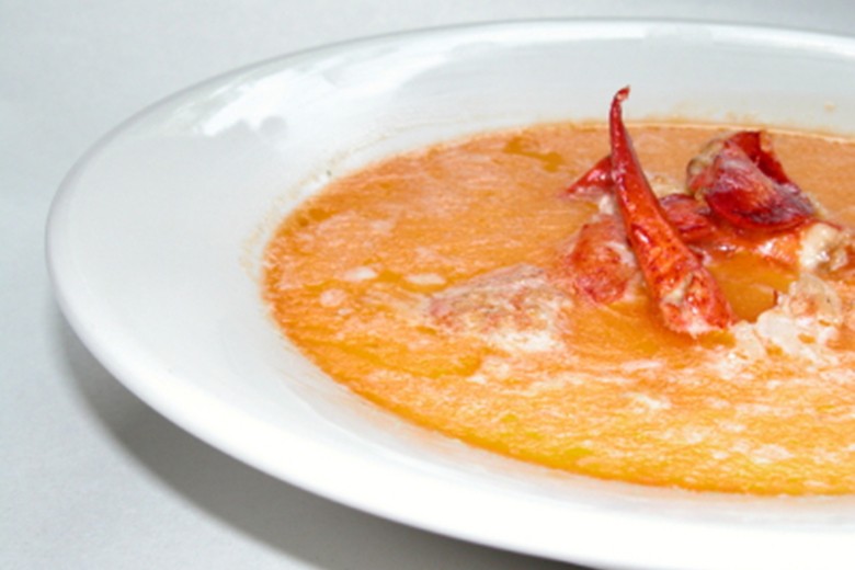 Sahnige Kartoffelsuppe mit Krabben