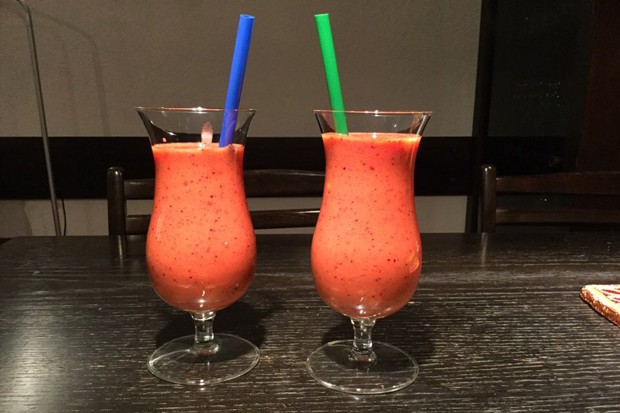 Mango-Berry-Smoothie