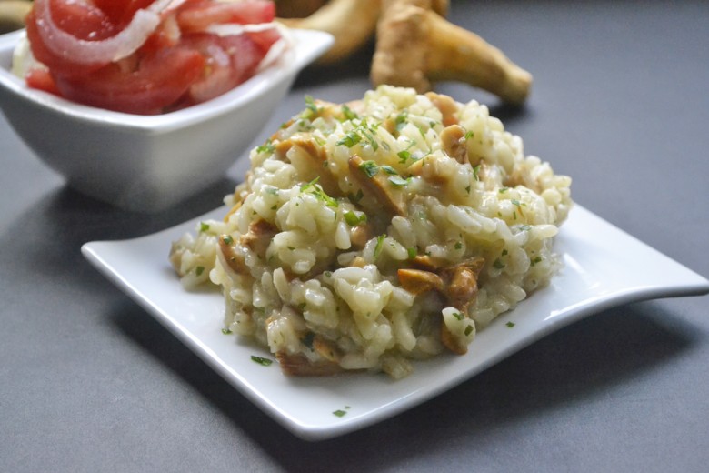 Eierschwamm, Pfifferling - Risotto mit Tomatensalat