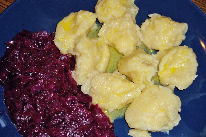 Nockerl mit Rotkraut