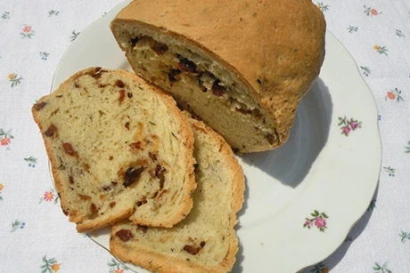 Pikanter Hefekuchen