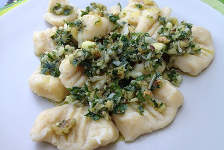 Gnocchi mit Walnusspesto