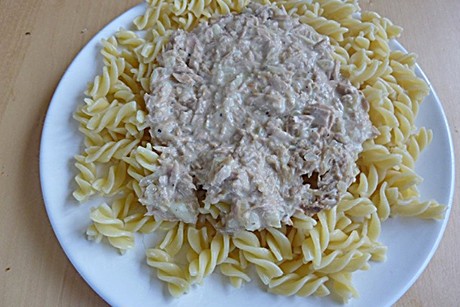 Nudeln mit Thunfisch