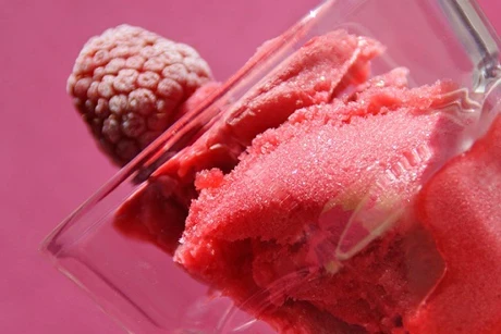Himbeer Sorbet mit Sekt