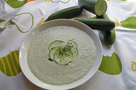 Kalte Gurkensuppe