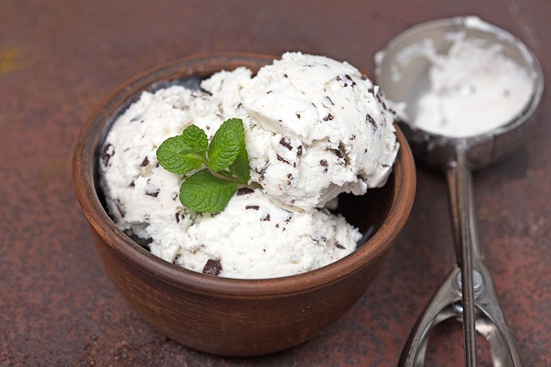Straciatella Eis mit Joghurt