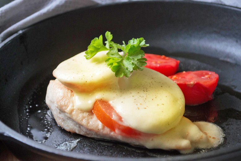 Schnitzel Caprese