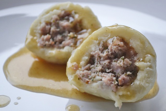 Schnelle Wurstknödel
