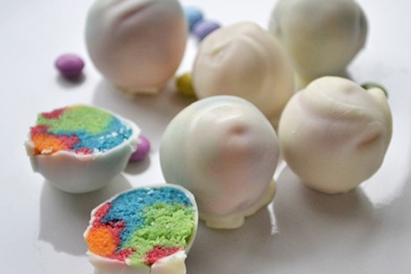 Regenbogen Bällchen - Rainbow cake balls