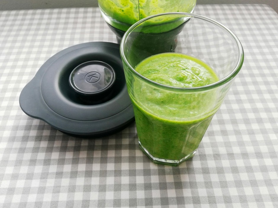 Pfirsich-Spinat-Smoothie