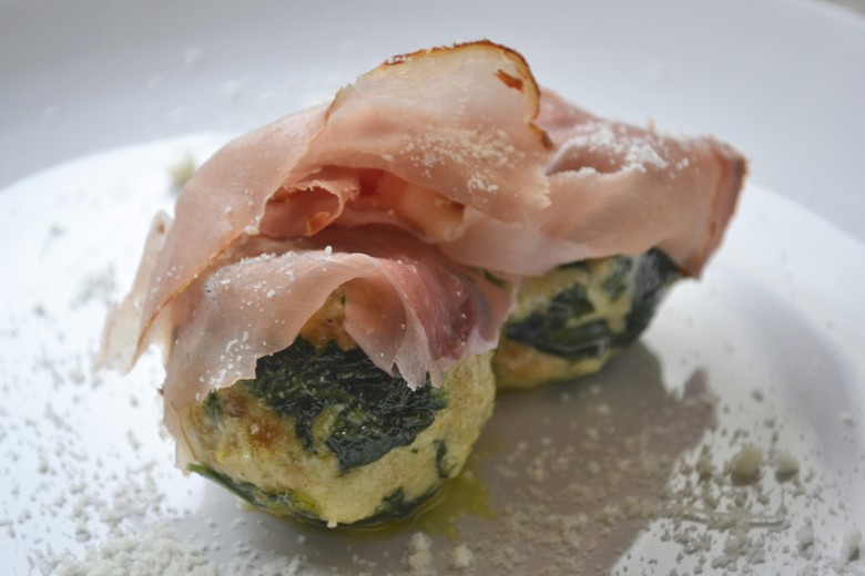 Spinatknödel mit Prosciutto