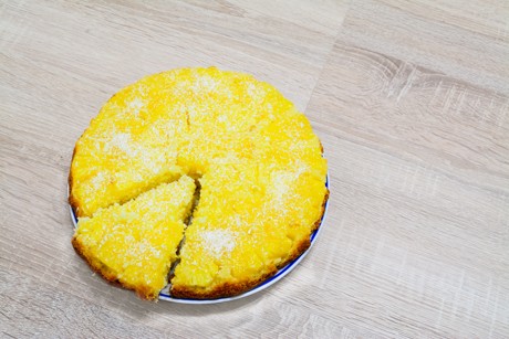 Ananaskuchen mit Dinkelmehl