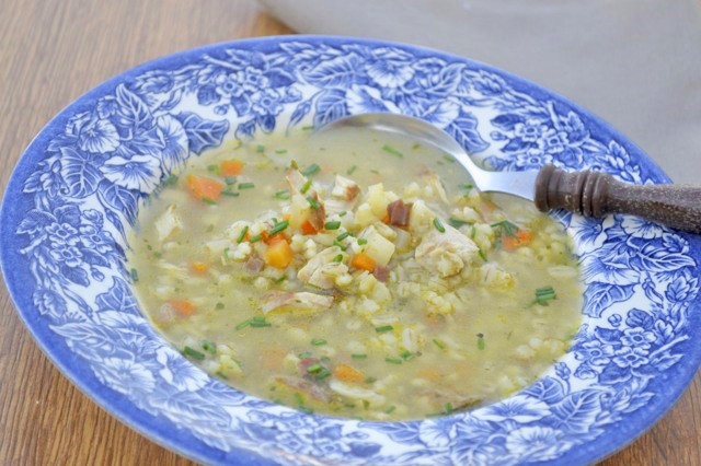 Bauerngerstlsuppe