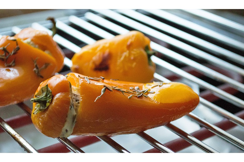 Gegrillte Paprika gefüllt