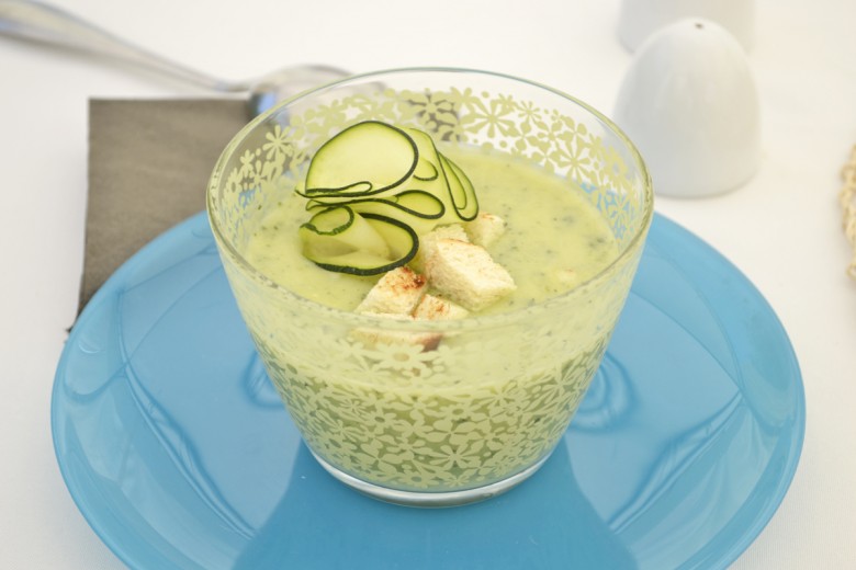 Grüne Zucchinisuppe