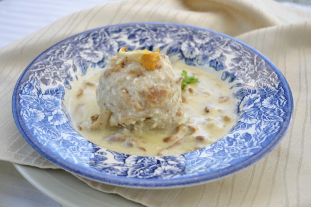Eierschwammerlsoße