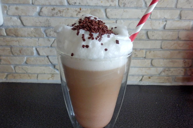 Kakaolatte mit Kaffee