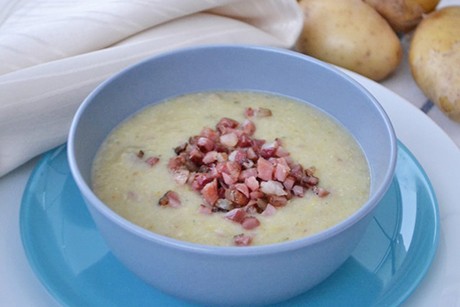 Erdäpfelsuppe