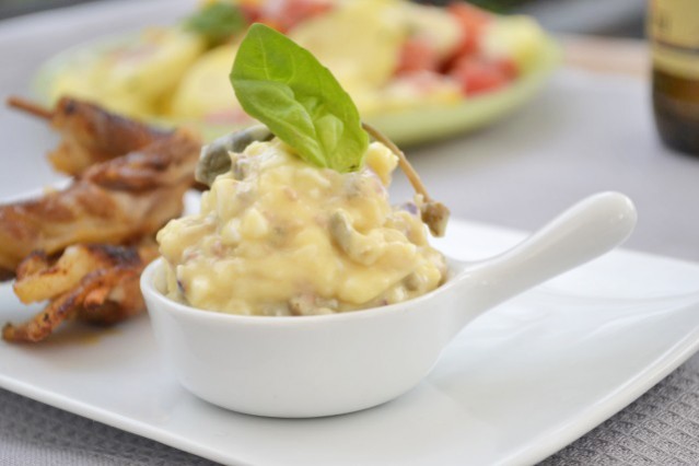 Ei-Kapern-Sauce