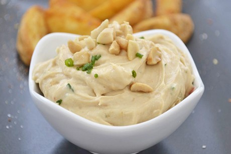 Erdnussdip