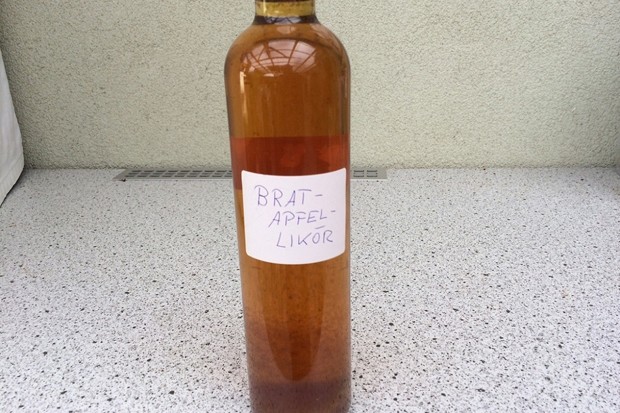 Bratapfel-Likör
