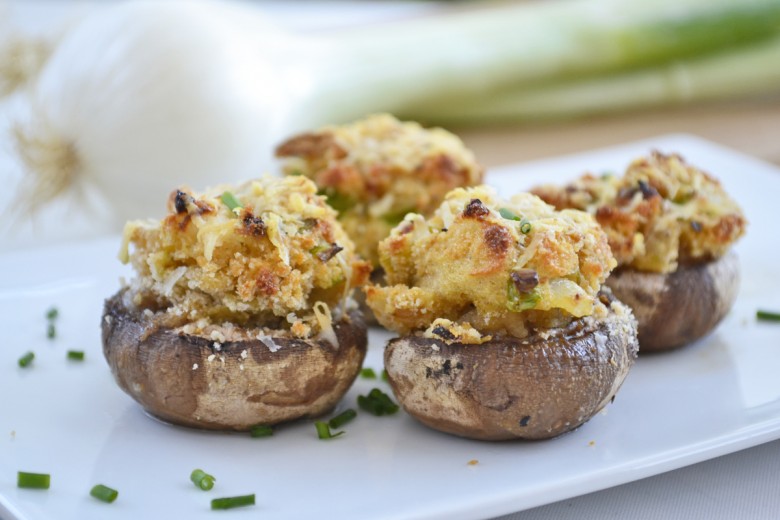 Mediterran gefüllte Champignons