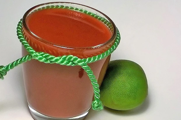 Himbeer Limonade mit Limette