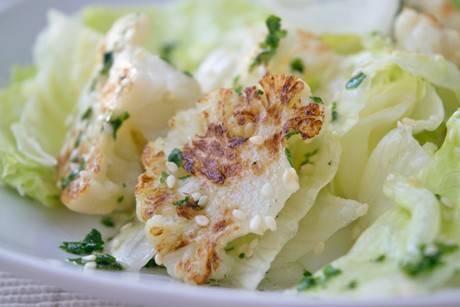 Karfiol mit Sesamdressing