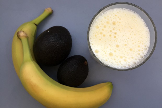 Bananen Avocado Orangen Smoothie
