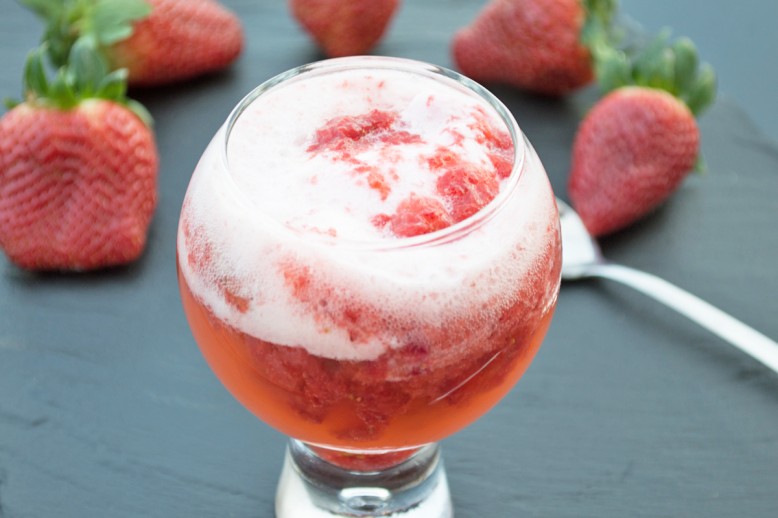 Erdbeeren mit Eiscreme