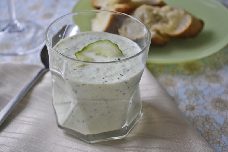 Geeiste Gurkensuppe