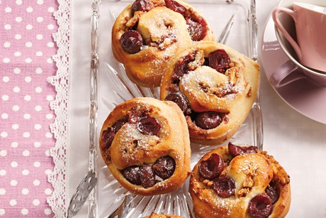 Kirschschnecken mit Zimt