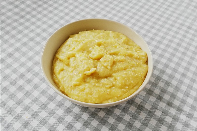 Hirsebrei mit Zucchini