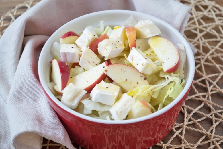 Apfel-Camembertsalat