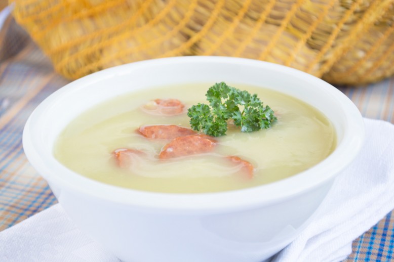 Kartoffelsuppe mit Debreziner