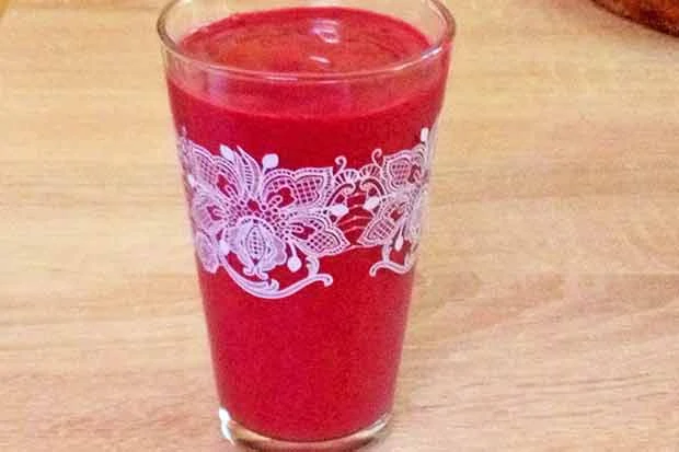 Rote Beeren Mix mit Acidophilusmilch