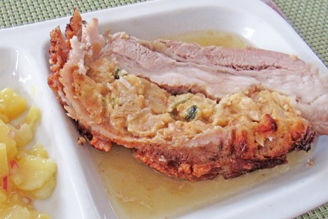 Gefüllter Schweinebauch